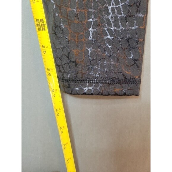 Glyder Women’s size M High Rise Leggings Black Shiny Embossed Croc Skin EUC! - Picture 9 of 9
